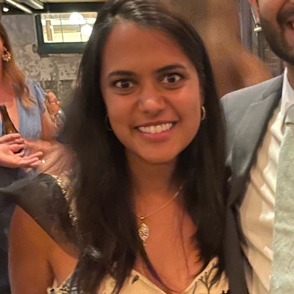 Meet your Posher, Radhika - Picture 1 of 1